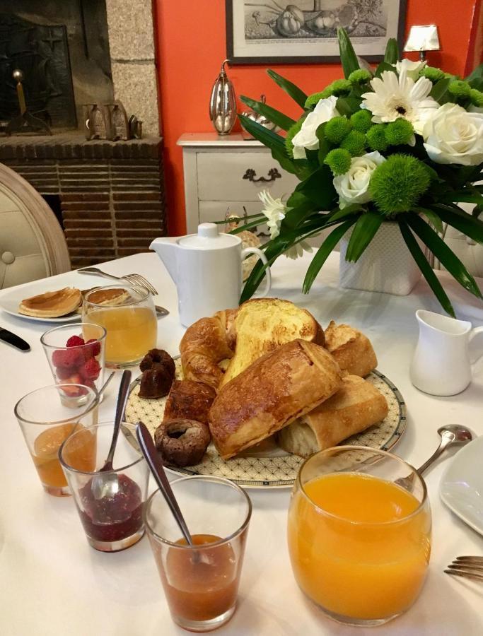 La Meffrais 1741 Bed & Breakfast Динан Екстериор снимка